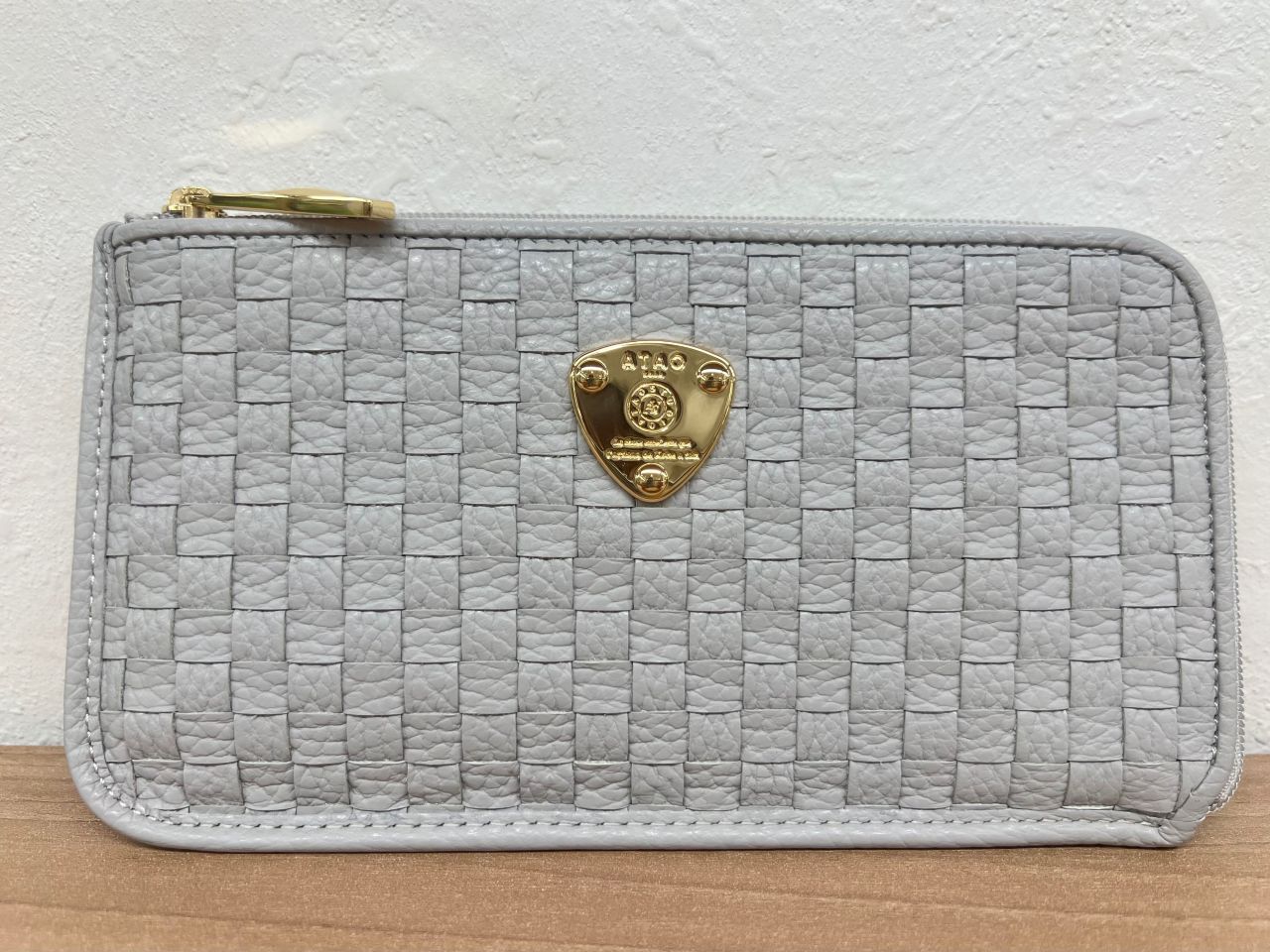 ATAO ワルツ ケリー ホワイトレザー 三つ折り財布 ゴールド金具